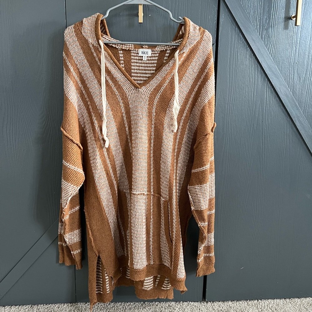 BKE Brown and White V-Neck Sweater